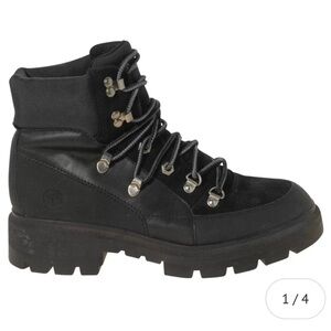 Women's Cortina Timberland waterproof hiker boot new without tags